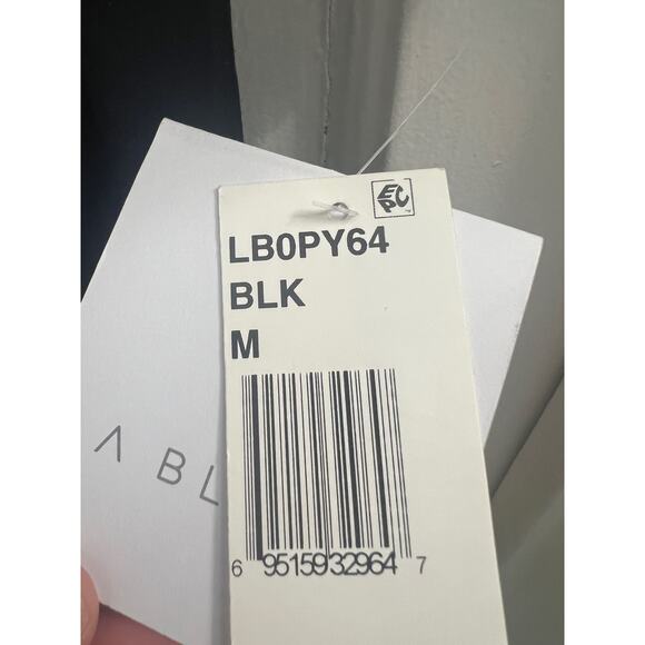 La Blanca La Costa Lace Swim Coverup V Neck Romper, Black M - Picture 7 of 7